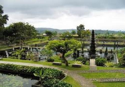 Taman Bali Raja